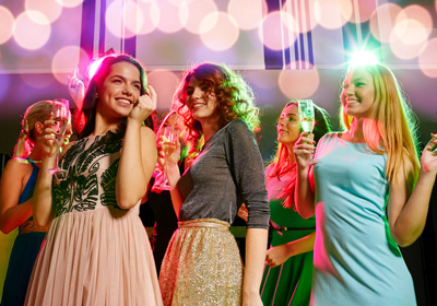 Abbigliamento festa 18 anni ragazzo sale